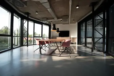 Coworking em Campo Grande/MS: como montar uma rotina híbrida profissional sem alugar escritório